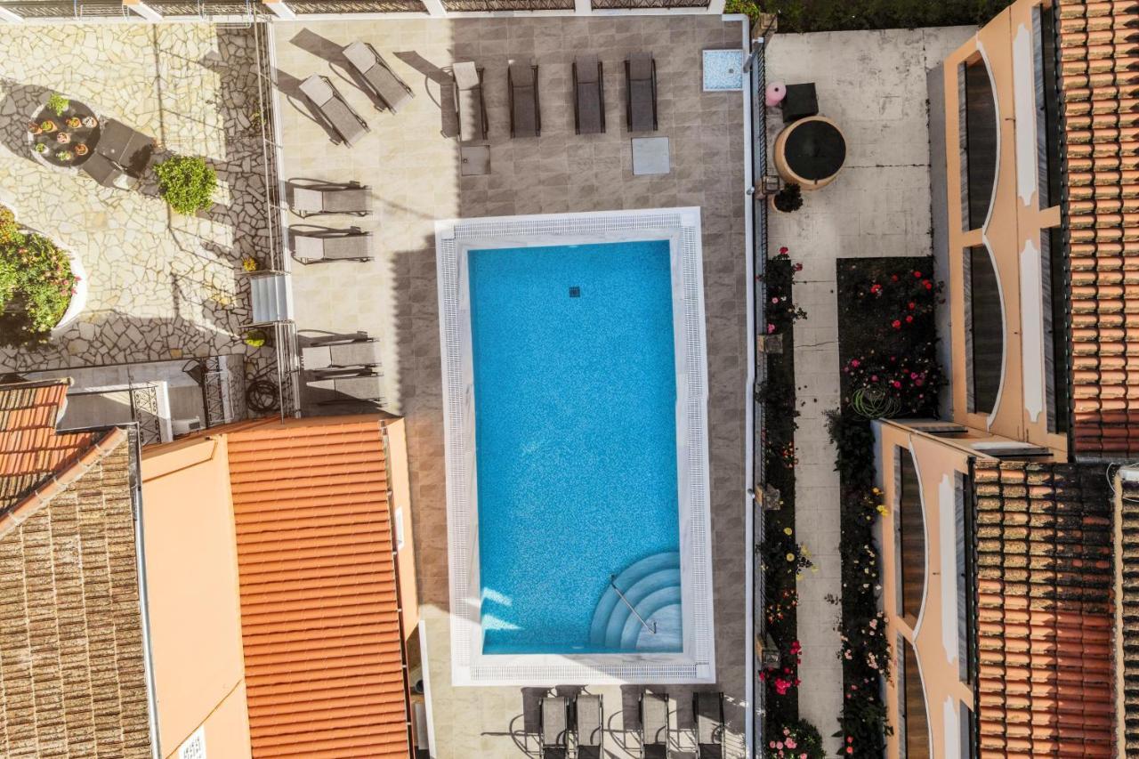 Dionisos Apts Gouvia By Estia Exteriör bild